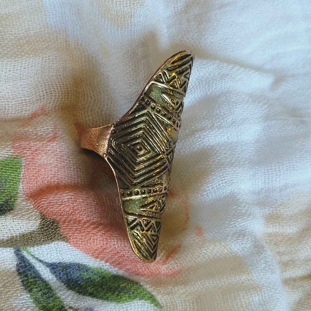 Elongated Brass Ring Size 8 - Picture 4 of 7